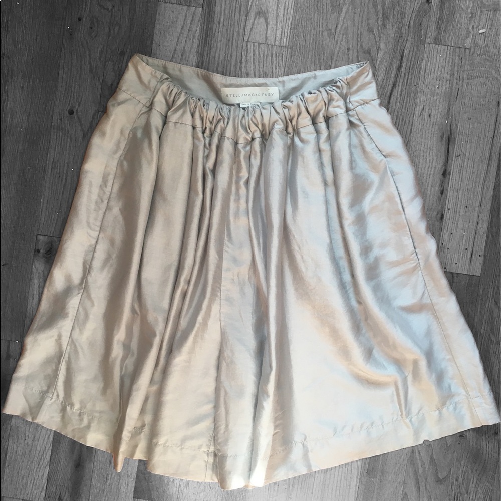 Stella Mccartney elasticized shorts 100% silk